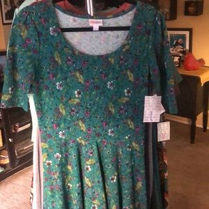 NWT LulaRoe Nicole Dress